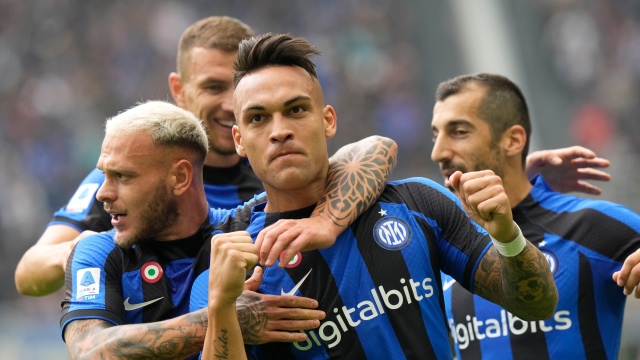 L'Inter Milan confirme son redressement, Naples seul en tête