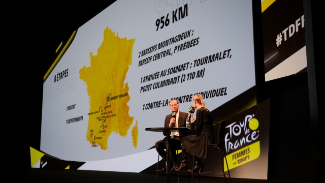 Tour de France 2023 : un volcan s'éveille