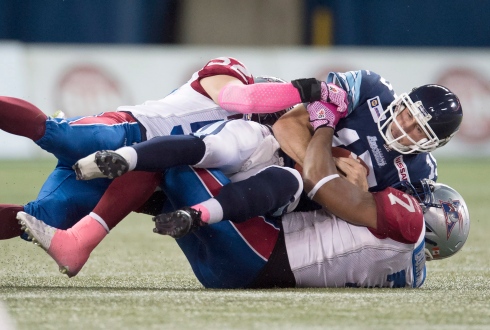 Ricky Ray est victime d'un sac du quart