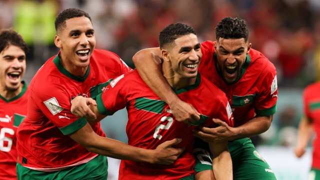 Le Maroc cause la surprise et élimine l'Espagne