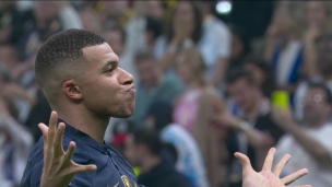Incroyable, Mbappé frappe à nouveau!