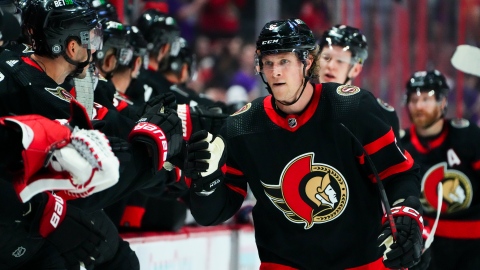 Chychrun soulève la foule à Ottawa avec son 1er but