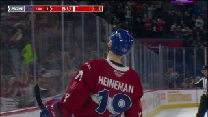 Heineman marque à son 1er match!