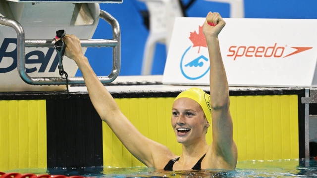 Summer McIntosh bat un record du monde à 16 ans