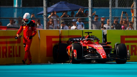La bourde de Leclerc sourit à Perez; Verstappen écope