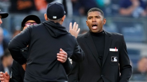 Les Yankees muselés; Boone encore expulsé