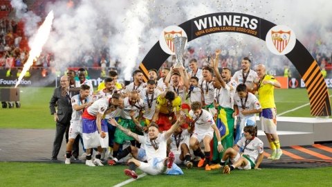 Bounou et le FC Séville triomphent en Ligue Europa