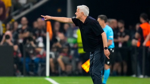 Mourinho assure vouloir rester avec l'AS Rome