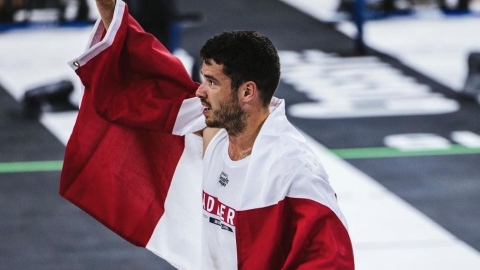 De bénévole à champion, la consécration de Jeffrey Adler