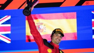 Sainz remporte le Grand Prix de Singapour