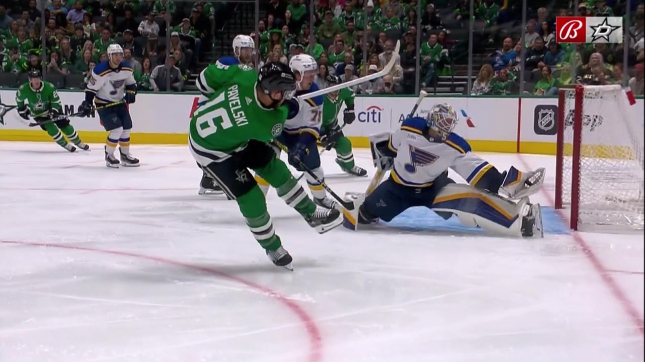 Blues: Un vol qualifié pour Binnington! | Vidéo | RDS.ca