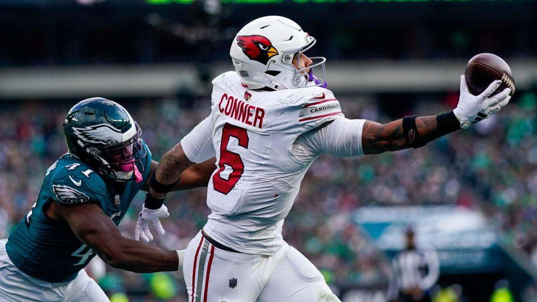 NFL les Eagles trébuchent face aux Cardinals et offrent le 1er rang