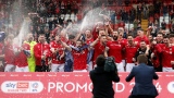 Les joueurs de Wrexham célébrant leur promotion en League One.