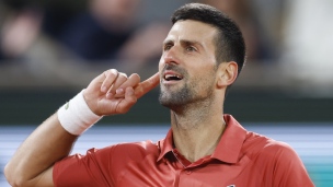 Djokovic peut enfin célébrer à 3 h du matin