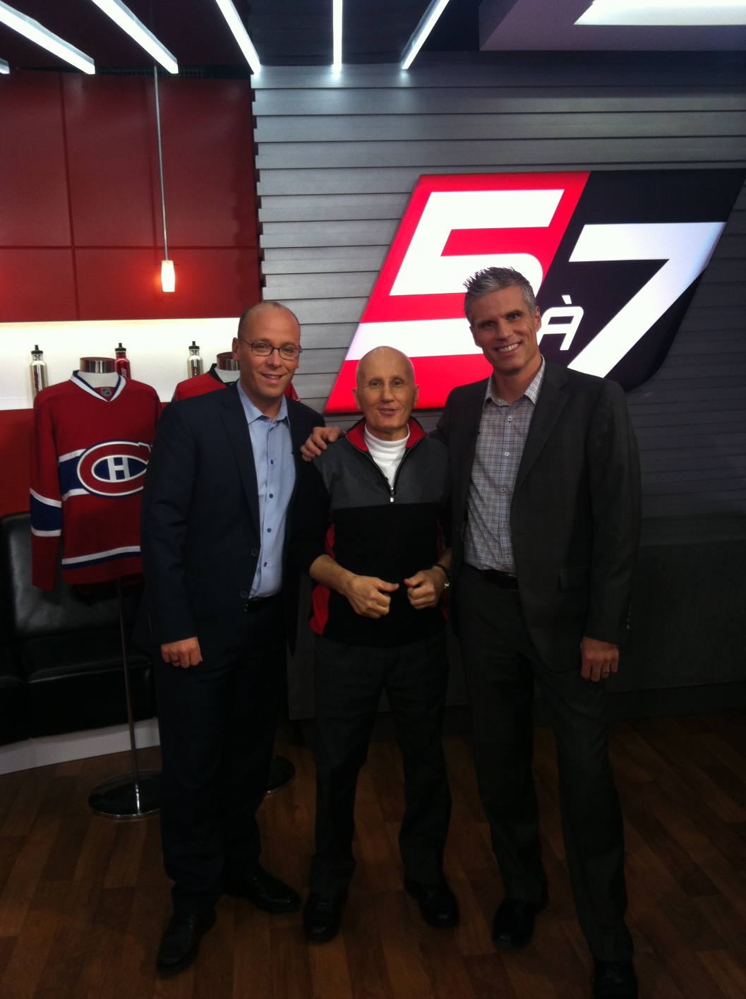 «C'est ma vie faire des courses!»
Malgré sa maladie, Jacques Villeneuve (oncle) est venu nous visiter et c'était une joie pour nous de le voir!
29-10-2014 Jacques Villeneuve (oncle)