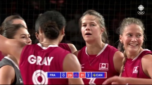 Volleyball : les Canadiennes défont les Françaises