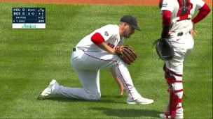 James Paxton blessé à la jambe droite