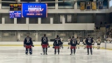 Une minute de silence a été observée en hommage à Johnny et Matthew Gaudreau, samedi à Buffalo.