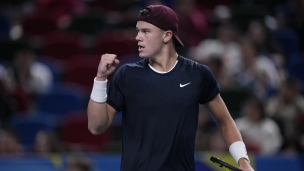 Rune renverse la vapeur contre Berrettini