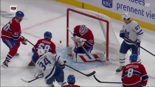 Montembeault ferme la porte à Matthews en fin de match!