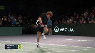 Andrey Rublev pète sa coche!