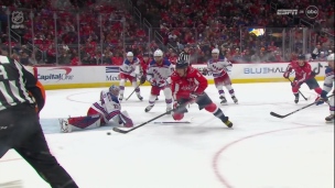 Inarrêtable! Ovechkin marque son 872e!