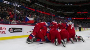 Sale donne la médaille de bronze à la Tchéquie