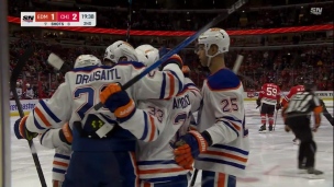 Beau travail d'équipe des Oilers