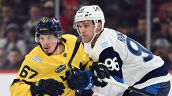 Mikko Rantanen et Rickard Rakell