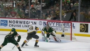 Reilly Smith sort ses mains du dimanche en désavantage   