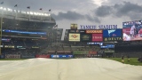 Le Yankee Stadium sous la pluie.