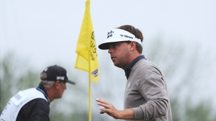 Mitchell prend les devants après deux rondes 