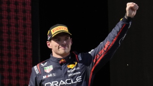 Verstappen d'un bout à l'autre après un départ spectaculaire