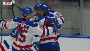 Gabe Smith assomme l'Océanic avec son 2e but