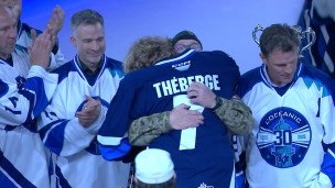 Des retrouvailles émouvantes à la Coupe Memorial