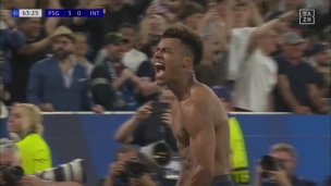Doublé pour Doué; le PSG file vers le titre