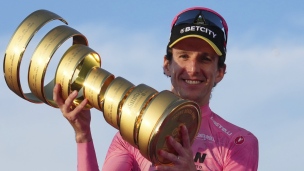 Simon Yates champion du Giro