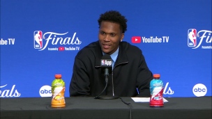 « J'adore jouer au basketball, nous sommes une famille ici »