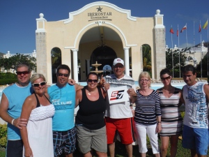 Johanne, Ghislain, Jessie, Régean, Lucille, Valérie et Fernando