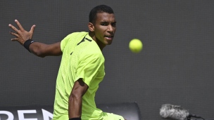 Auger-Aliassime s'incline en demi-finale face à Fritz