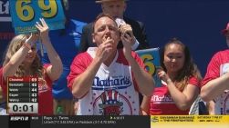 CONCOURS_HOT_DOGS_JL4_frame_104354.jpeg