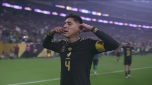 Alvarez sème l'hystérie à Houston