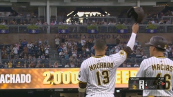 070725-MLB-DIAMONDBACKS-PADRES_frame_198715.jpeg