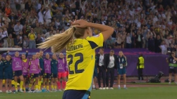UEFA_EURO_FEM_Q2_SWE_ENG_JL17_frame_567835.jpeg