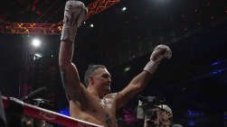 Oleksandr Usyk.png