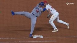 MLB_DODGERS_ANGELS_AO12_frame_221292.jpeg