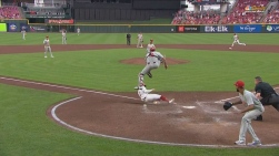 MLB_PHILLIES_REDS_AO13_frame_305980.jpeg