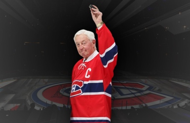 Une statut en honneur à Jean Béliveau
