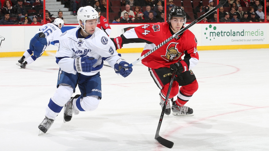 Tyler Johnson et Jean-Gabriel Pageau