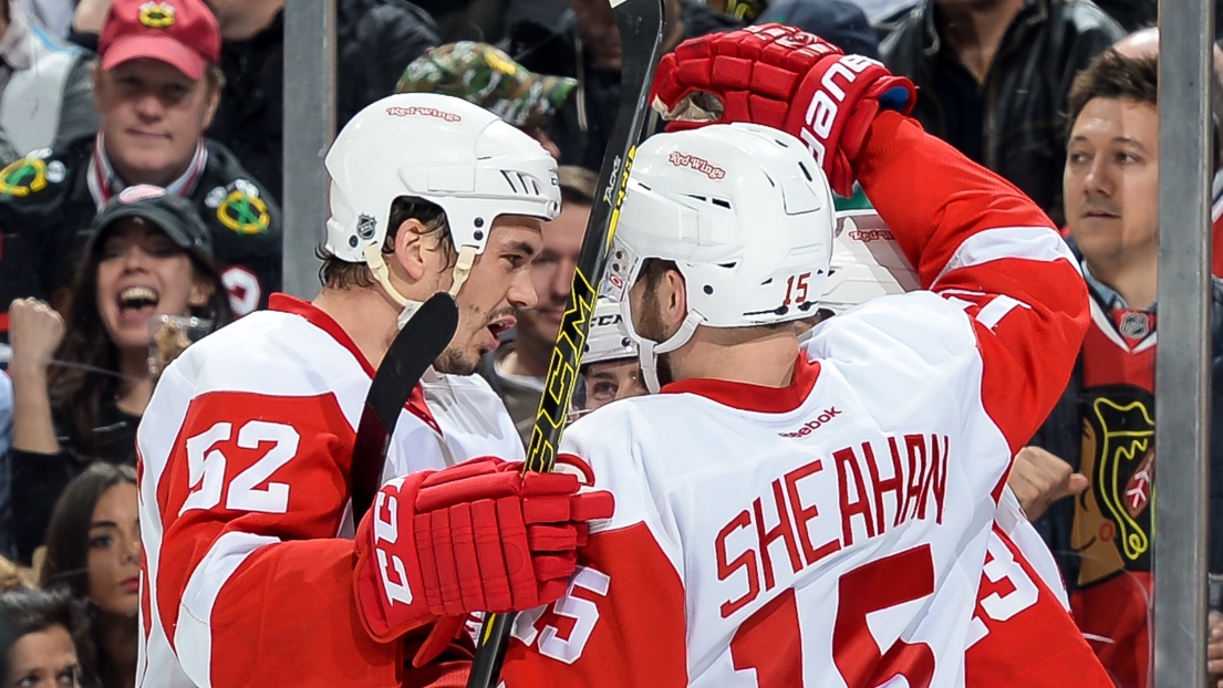 Jonathan Ericsson et Riley Sheahan